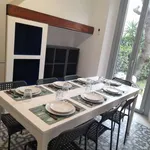 Rent a room of 211 m² in florence