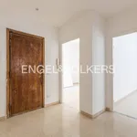 Rent 4 bedroom apartment of 100 m² in Roma