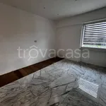 Rent 4 bedroom apartment of 90 m² in Naples