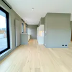 Huur 3 slaapkamer appartement van 130 m² in Uccle - Ukkel