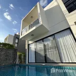 Rent 5 bedroom house of 200 m² in Phuket