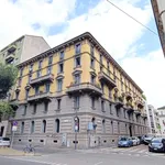 Rent 2 bedroom apartment of 75 m² in Milano