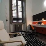 Rent a room in turin