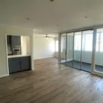 Rent 2 bedroom apartment of 116 m² in Los Angeles