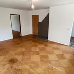 Pronajměte si 3 ložnic/e byt o rozloze 85 m² v drozdov