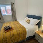 Rent 2 bedroom flat of 410 m² in Birmingham