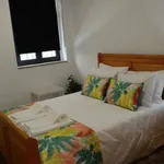 Rent 1 bedroom apartment in Porto