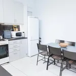 Rent 3 bedroom apartment of 140 m² in Athens