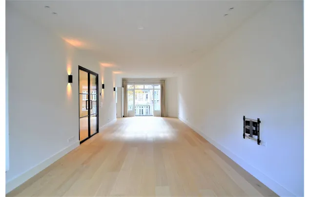 Huur 4 slaapkamer appartement van 116 m² in Amsterdam