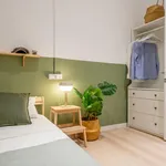 Rent 6 bedroom apartment in Barcelona