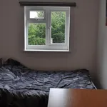 Rent 2 bedroom apartment in Bristol