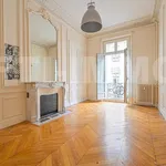 Rent 6 bedroom apartment of 260 m² in PARIS 17EME ARR. 