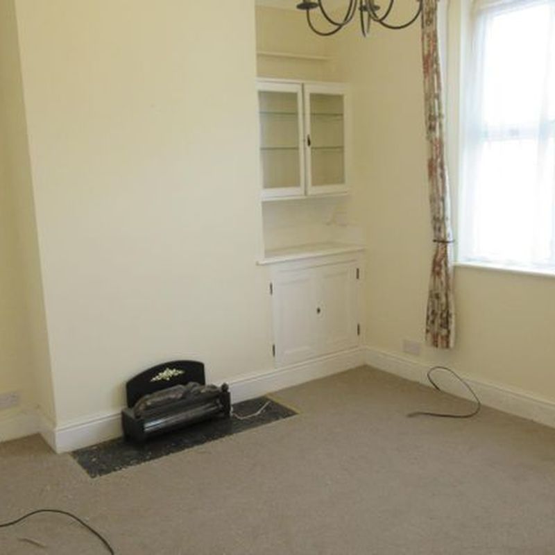 Terraced house to rent in Swithens Street, Rothwell, Leeds LS26 Oulton