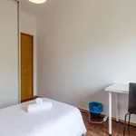 Rent a room in lisbon