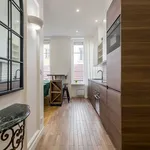 Appartement de 340 m² avec 1 chambre(s) en location à Lyon