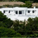 Rent 5 bedroom house in Cala Vadella