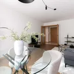 Rent 2 bedroom apartment of 100 m² in lisbon