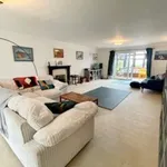 Rent 5 bedroom apartment in Wales