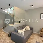 Rent 4 bedroom house of 189 m² in Mošćenička Draga