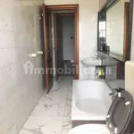 Rent 3 bedroom apartment of 95 m² in Bari