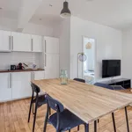  appartement avec 3 chambre(s) en location à Paris