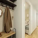 Rent 4 bedroom apartment of 60 m² in Barcelona