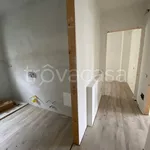 Affitto 4 camera appartamento di 75 m² in Milano