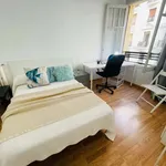 Rent a room of 180 m² in Madrid