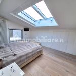 Penthouse excellent condition, 382 m², Meda