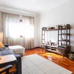 Rent 2 bedroom apartment in Porto