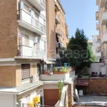 Affitto 3 camera appartamento di 91 m² in Roma