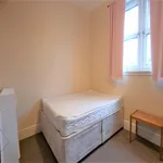 Rent 3 bedroom flat in Aberdeen