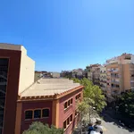 Rent a room of 60 m² in Barcelona