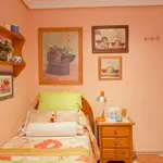 Rent 3 bedroom apartment in Seville