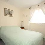 Rent 2 bedroom house in Woking