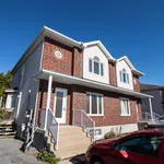 Rent 5 bedroom apartment in Gatineau