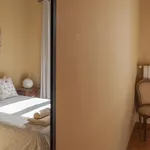 Rent 1 bedroom apartment in Lisbon