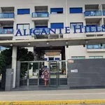 Alquilo 2 dormitorio apartamento de 78 m² en alicante