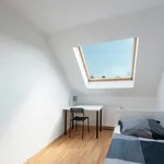 Rent 8 bedroom apartment in Berlin