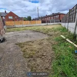 Rent 3 bedroom house in Salford