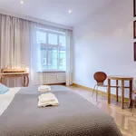 Rent 3 bedroom apartment of 100 m² in Kraków