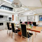 Rent 3 bedroom apartment of 189 m² in Paris