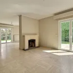 Rent 4 bedroom house of 1300 m² in Waterloo