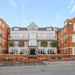 Rent 2 bedroom apartment of 93 m² in Sevenoaks