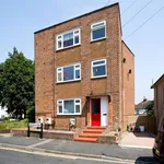 Rent 2 bedroom flat in South East England