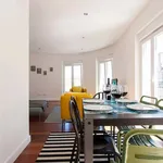 Rent 4 bedroom apartment of 75 m² in Lisboa