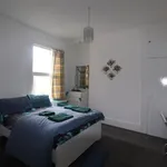 Rent 3 bedroom flat in East Of England