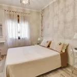 Rent 3 bedroom apartment in Barcelona