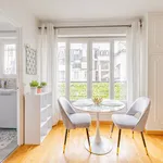 Rent 1 bedroom apartment of 27 m² in Paris