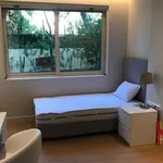 Rent 2 bedroom apartment of 140 m² in Glyfada